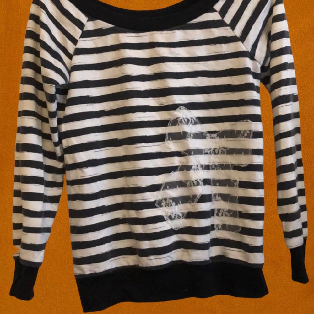 Bow pullover sweatshirt